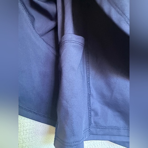 Tommy Bahama Navy Golf Skirt with shorts - Picture 6 of 6